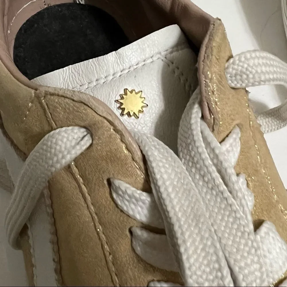 Stuart Weitzman Daryl Metallic Leather Sneakers Gold And White Size 7